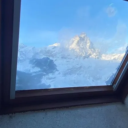 شقة Cosy Ski-in Ski-out With Matterhorn Views *