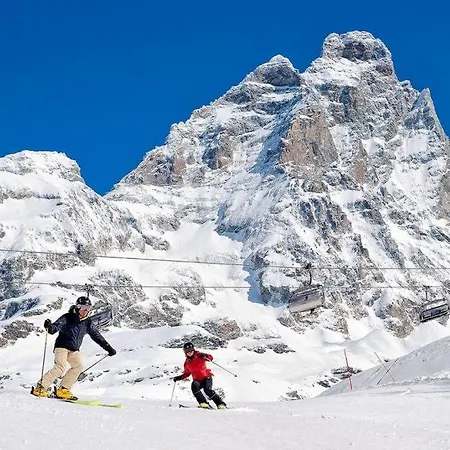 شقة Cosy Ski-in Ski-out With Matterhorn Views