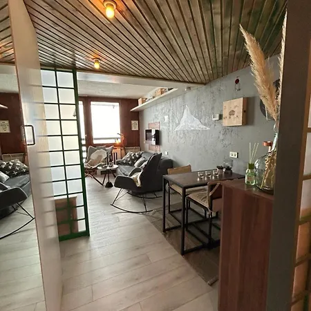 Cosy Ski-in Ski-out With Matterhorn Views شقة *
